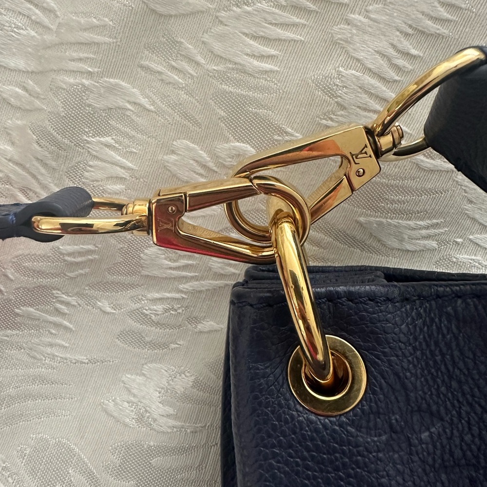 Louis Vuitton Metis Hobo Monogram Empreinte Leather Blue - Picture 6 of 17